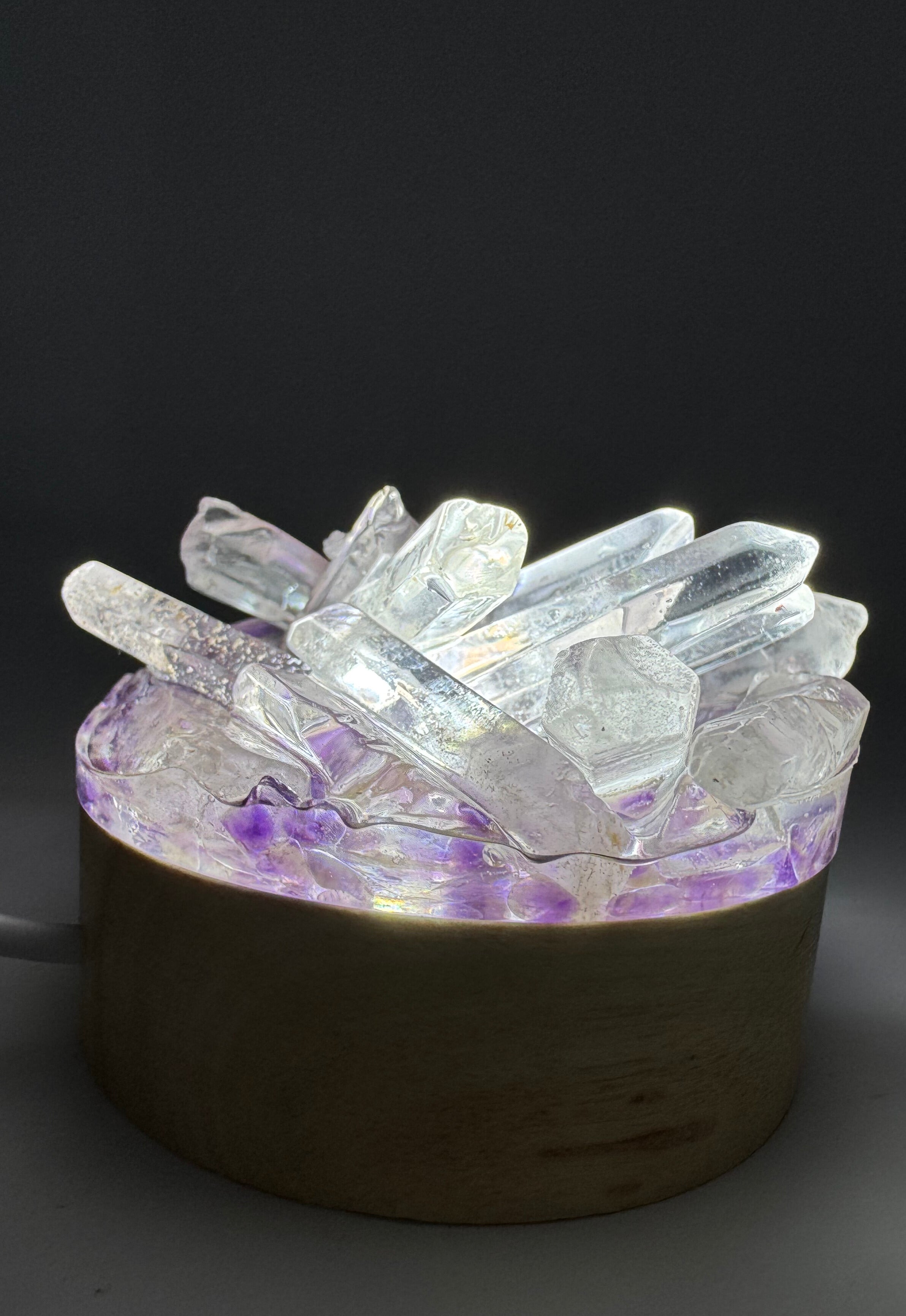 Amethyst Kristalllampe – Magisches Licht für deine Seele 🔮✨