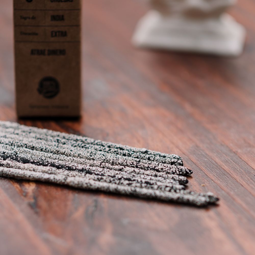 Sagrada Madre Natural Yagra, handmade incense sticks for abundance, prosperity, and new paths