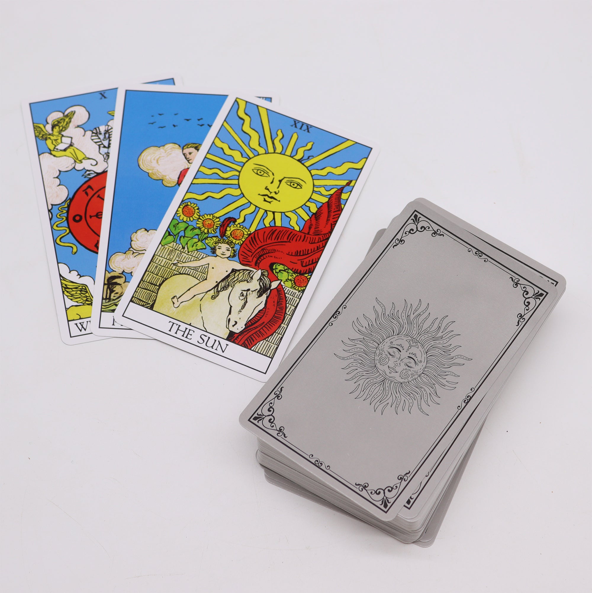 Traditional Arcana Tarot – Die Weisheit der klassischen Symbole