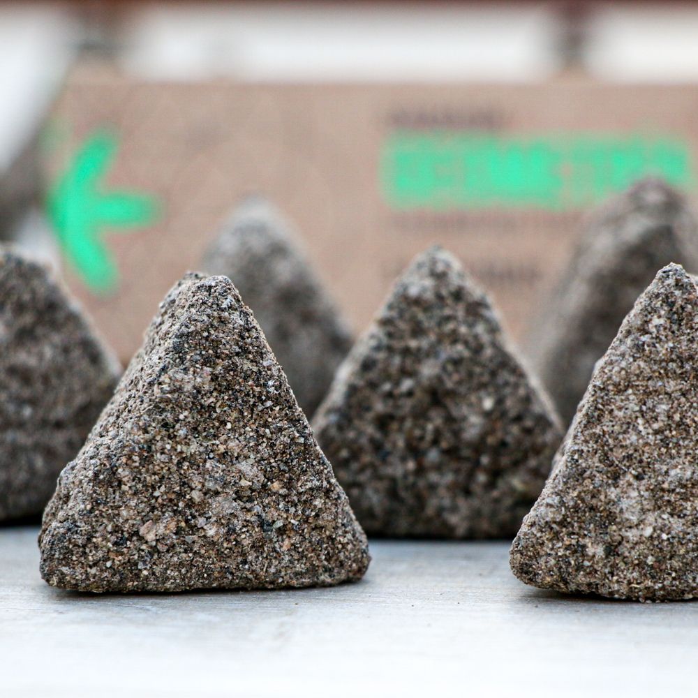 Sagrada Madre Triangular Incenses